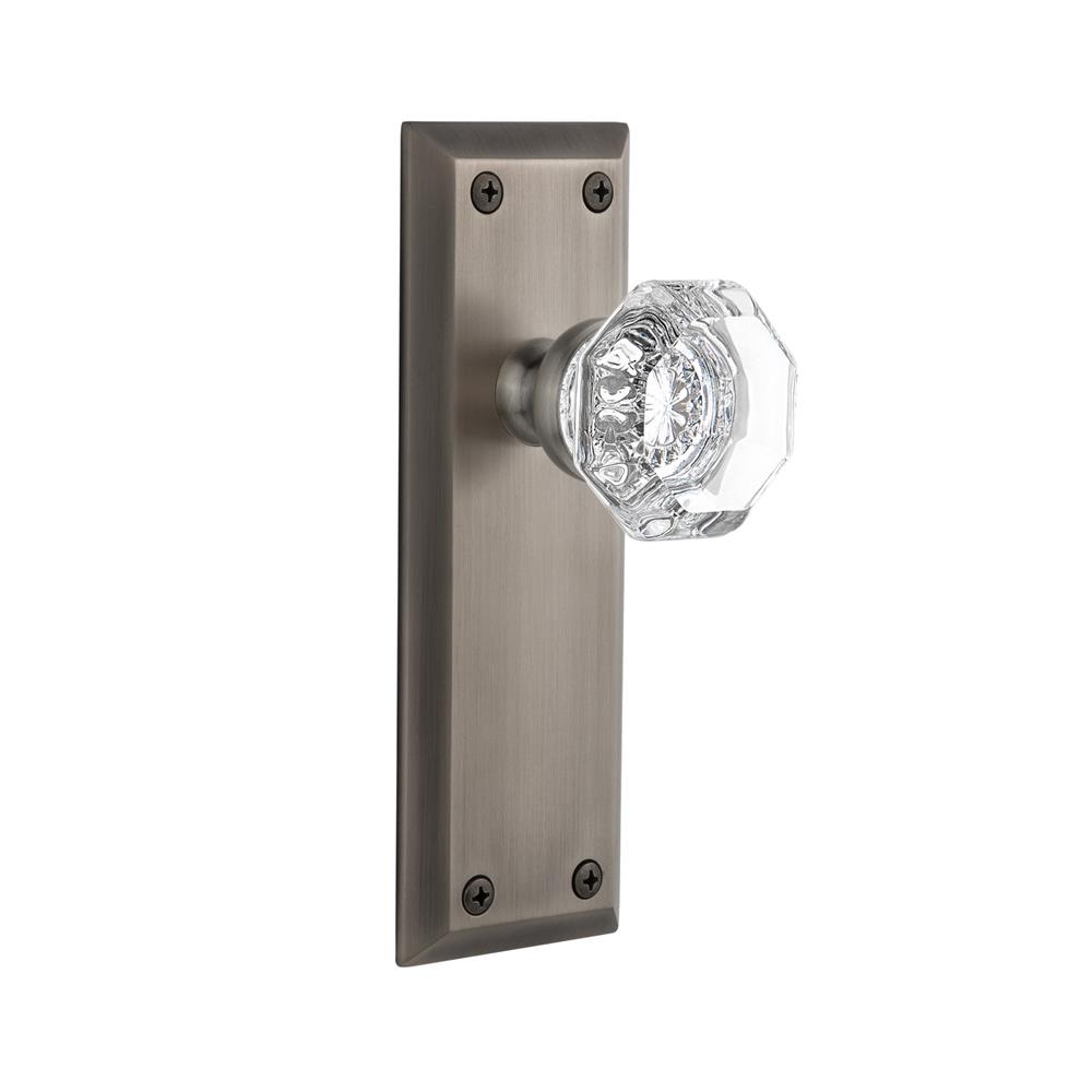 Grandeur by Nostalgic Warehouse FAVCHM Privacy Knob - Fifth Avenue Plate with Chambord Crystal Knob in Antique Pewter